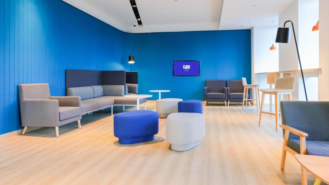 Holiday Inn Express Shanghai Pudong Airport By Ihg Bagian luar foto