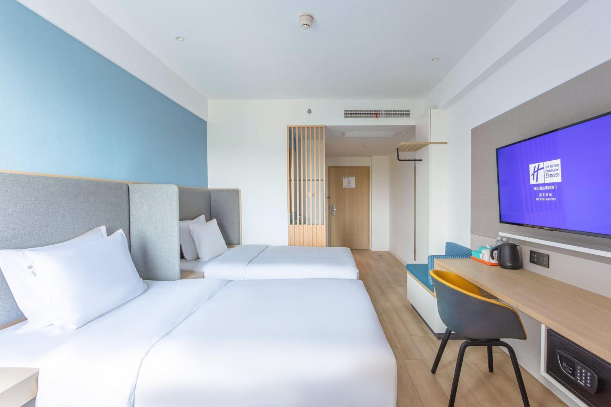 Holiday Inn Express Shanghai Pudong Airport By Ihg Bagian luar foto